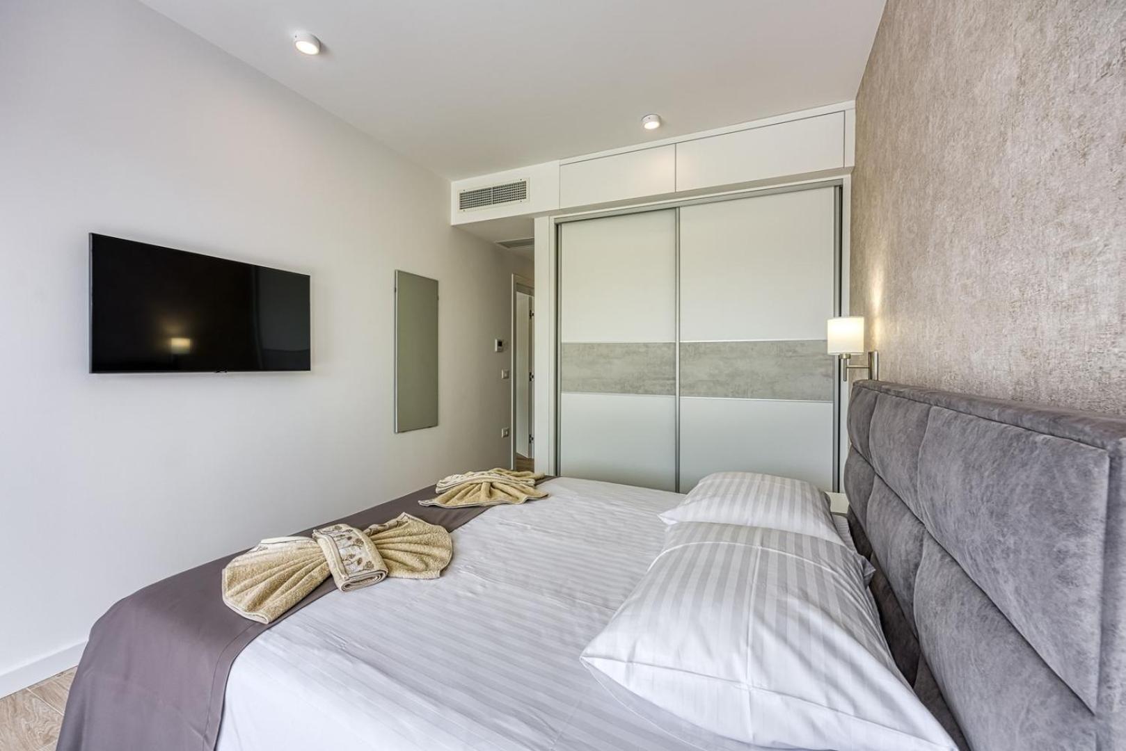 Ivy Villa *