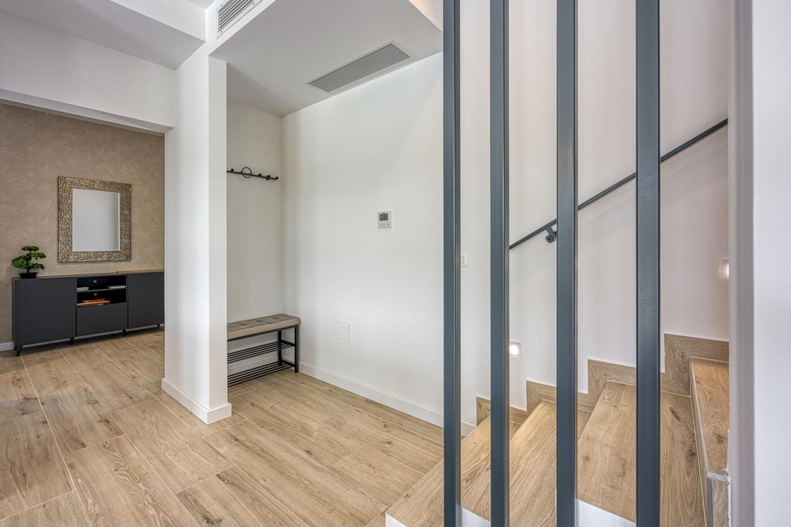 Ivy Villa *